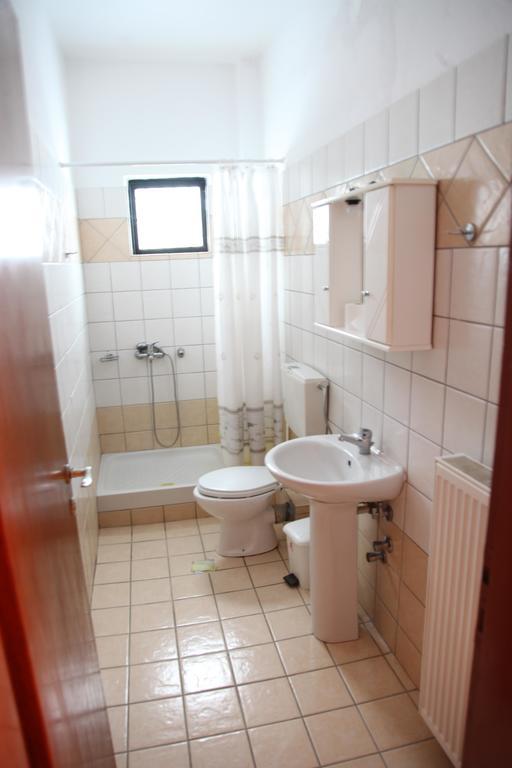 פלטמונס Vasiliki Apartments חדר תמונה